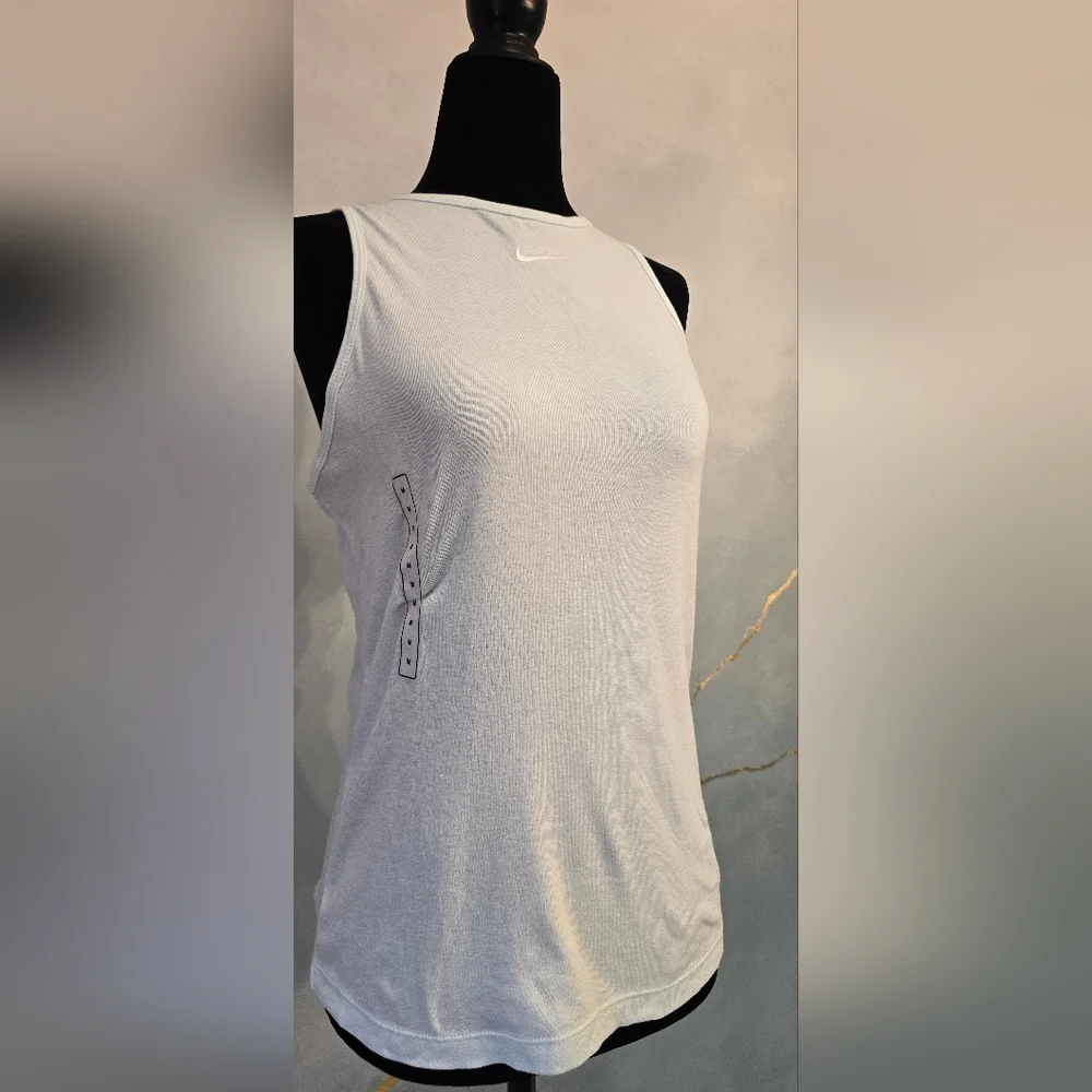 Nike Mint Green Fitted Tank Top NWT M